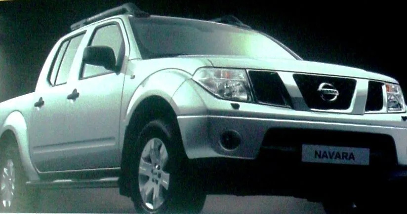 תוספות ניקלים ופנסים NISSAN NAVARA