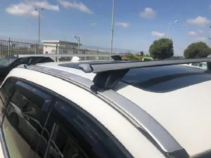 גגון אווירודינמי לרכבים בעלי מוטות אורך צמודים