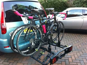 מנשא משטח לאופניים QUATRO 4 מבית BUZZ RACK