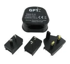 מתאמי חשמל מבית GP לנסיעות לחול