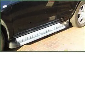 מדרגה לטויוטה RAV4