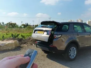 פתיחה חשמלית לדלת תא מטען לכל סוגי הרכב