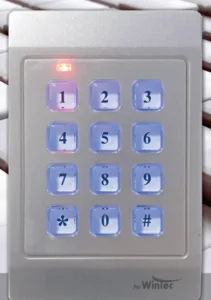 לוח מקשים/קודן מואר מפלסטיק לאינטרקום